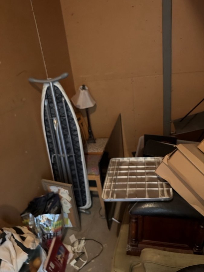 6 x 10 storage unit in Austin, TX