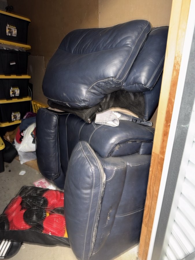 6 x 12 storage unit in Austin, TX