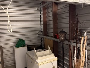 20 x 10 storage unit in Olathe, KS