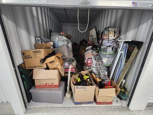 8 x 17 storage unit in Pearland, TX