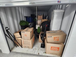 8 x 17 storage unit in Pearland, TX