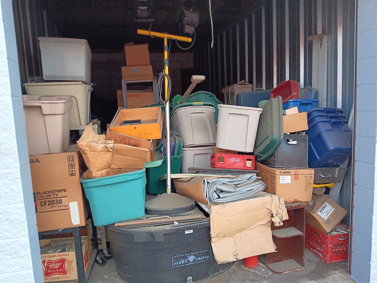 10 x 20 storage unit in W. Allis, WI