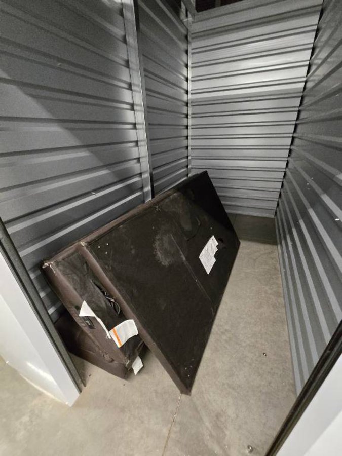 5 x 10 storage unit in Peoria, AZ