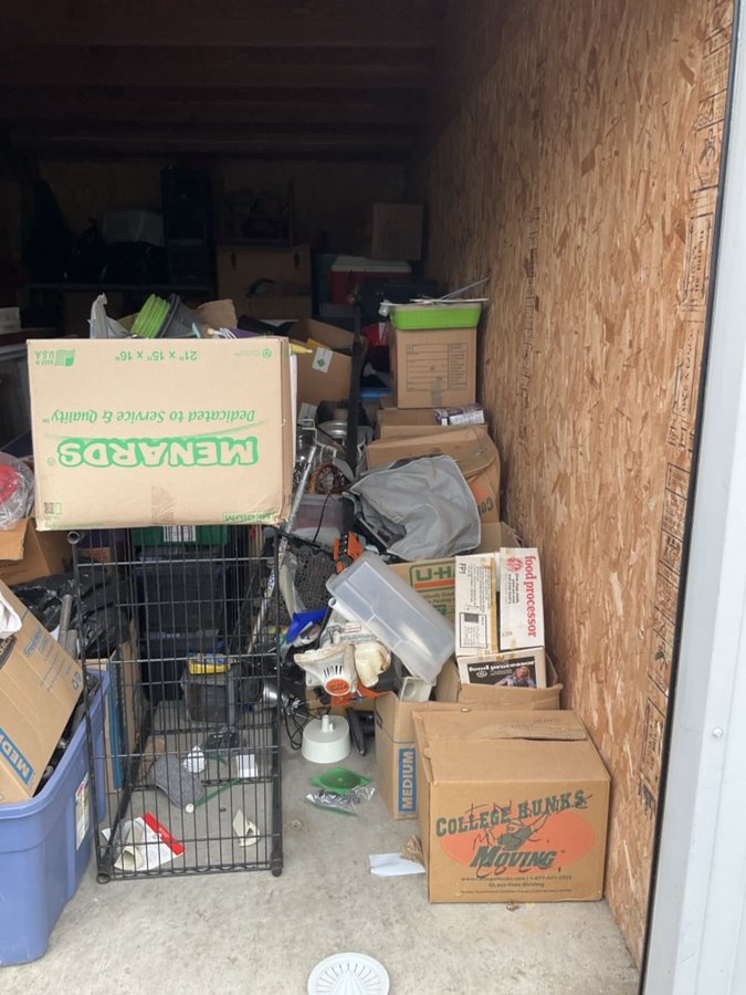 10 x 20 storage unit in Avon, IN