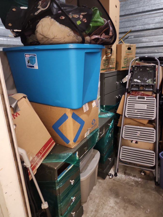 10 x 10 storage unit in Austin, TX