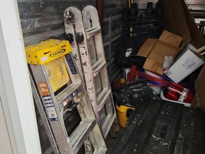 5 x 10 storage unit in Austin, TX