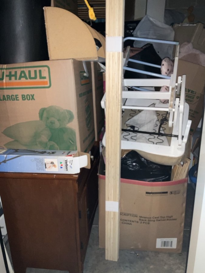 10 x 10 storage unit in Indianapolis, IN
