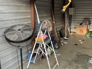 10 x 20 storage unit in Indianapolis, IN