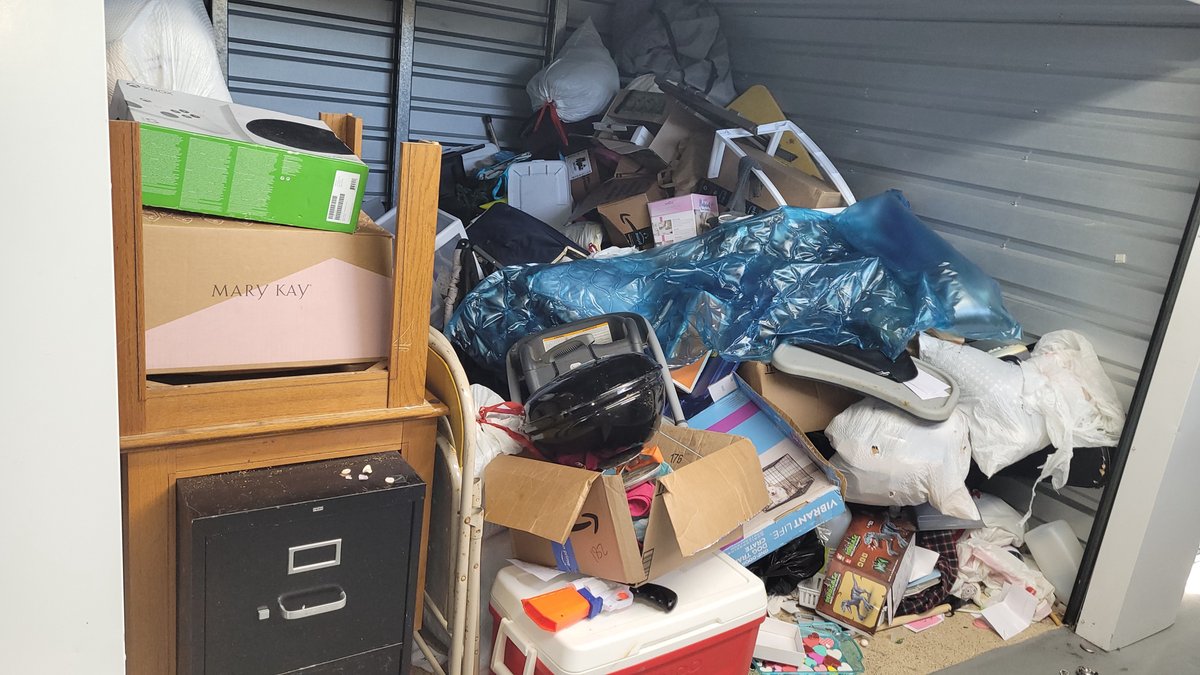 10 x 10 storage unit in Vancouver, WA