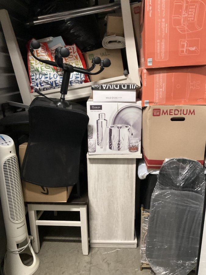5 x 10 storage unit in Indianapolis, IN