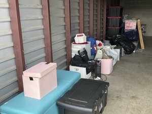 10 x 30 storage unit in Indianapolis, IN