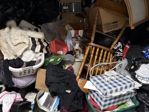 10 x 10 storage unit in Lincoln Park, MI