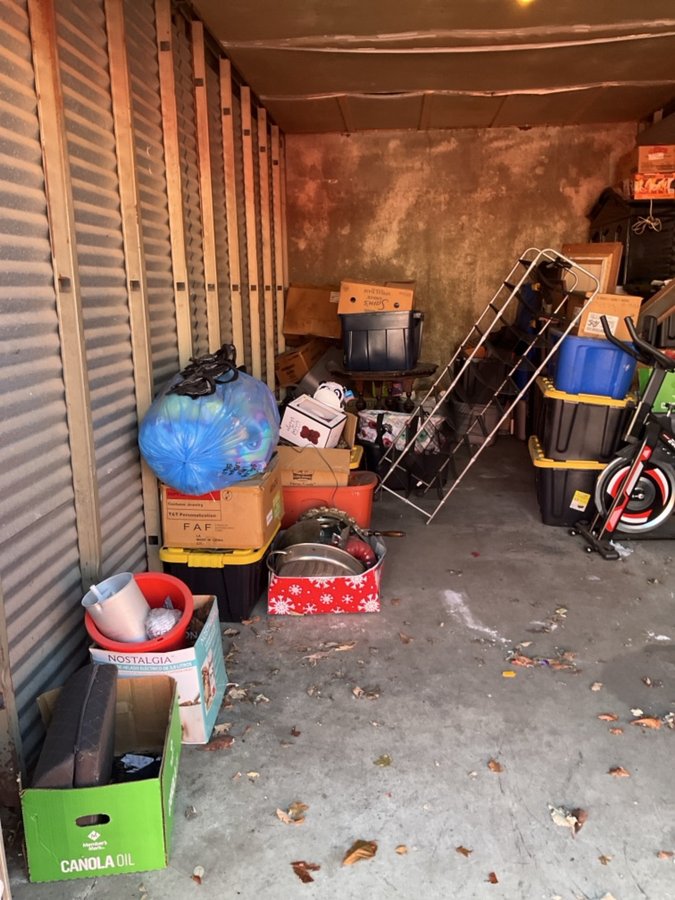 10 x 20 storage unit in Indianapolis, IN