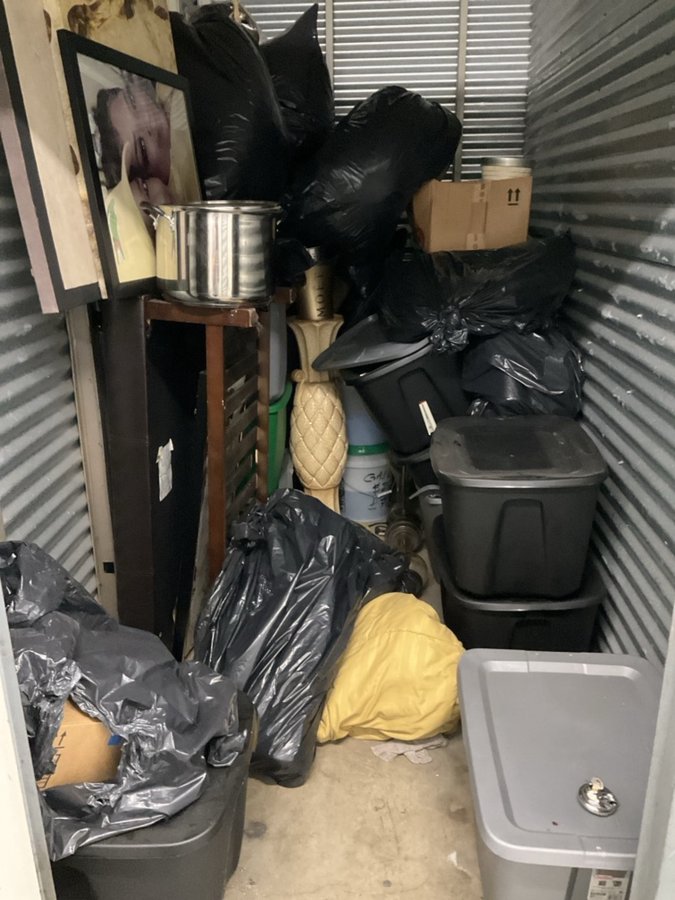 5 x 10 storage unit in Indianapolis, IN