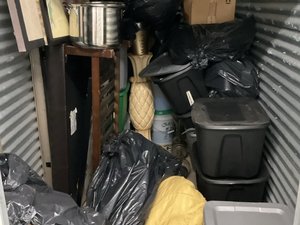 5 x 10 storage unit in Indianapolis, IN