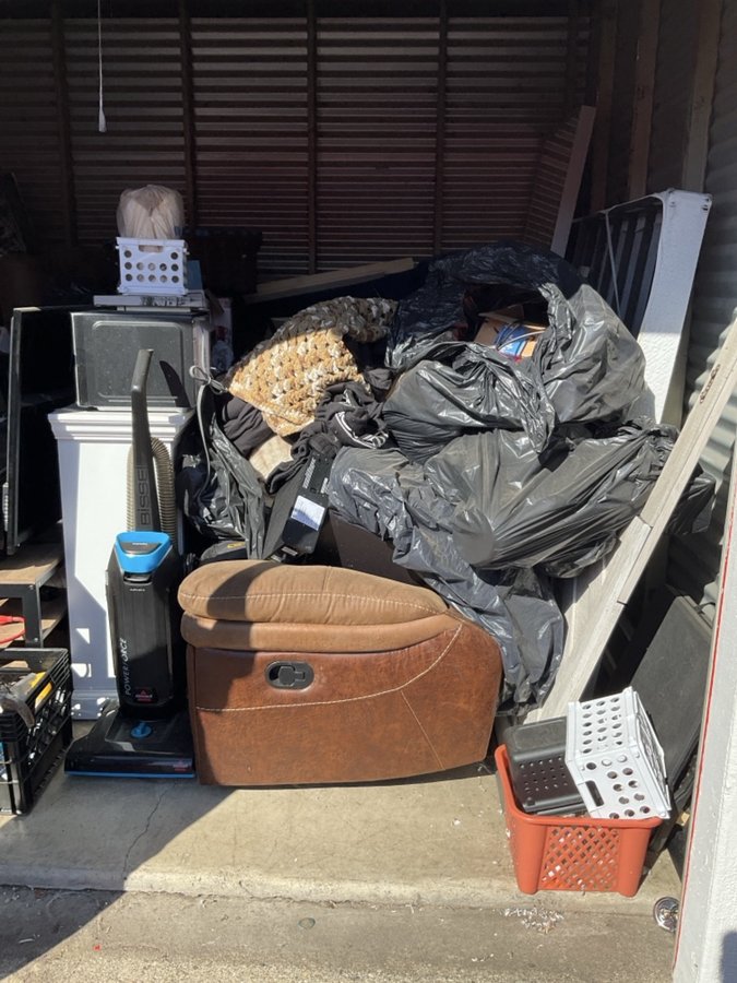 10 x 10 storage unit in Indianapolis, IN