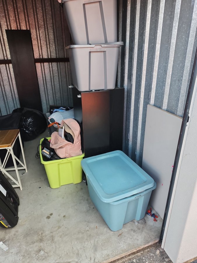 5 x 10 storage unit in Austin, TX