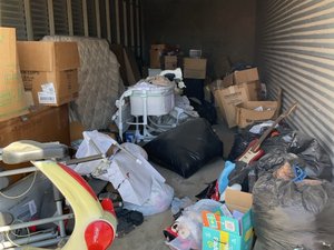 10 x 30 storage unit in Indianapolis, IN