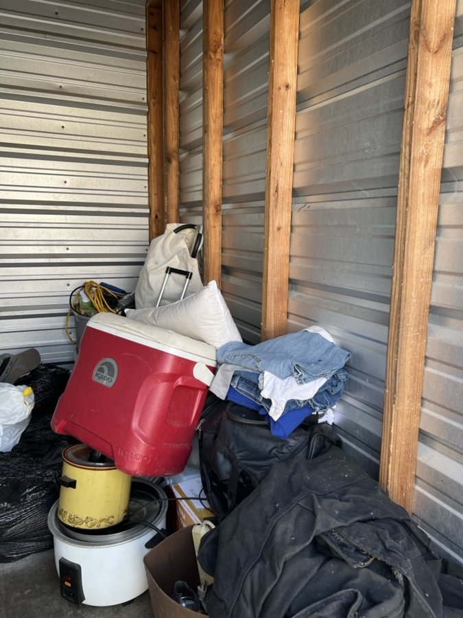 4 x 10 storage unit in Austin, TX