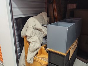 10 x 10 storage unit in Austin, TX