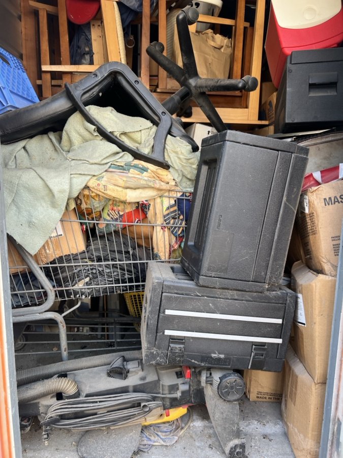 6 x 10 storage unit in Austin, TX