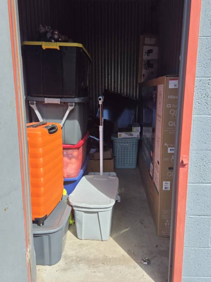5 x 10 storage unit in Peoria, AZ
