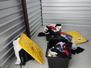 10 x 10 storage unit in Manor, TX