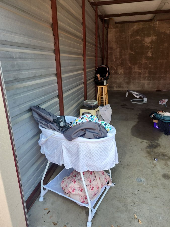 10 x 25 storage unit in Bryan, TX