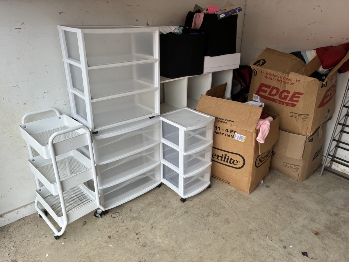 10 x 10 storage unit in Milwaukee, WI