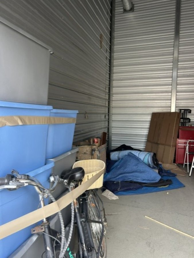 14 x 22 storage unit in Aurora, CO