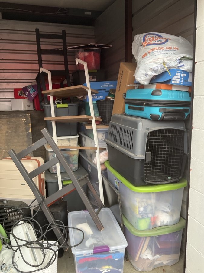 10 x 10 storage unit in Indianapolis, IN