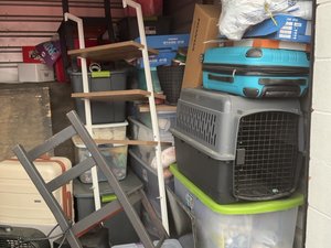 10 x 10 storage unit in Indianapolis, IN