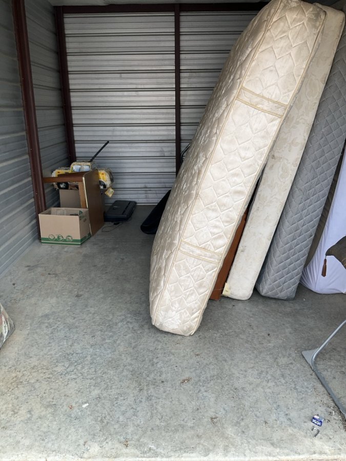 10 x 15 storage unit in Florence, AL