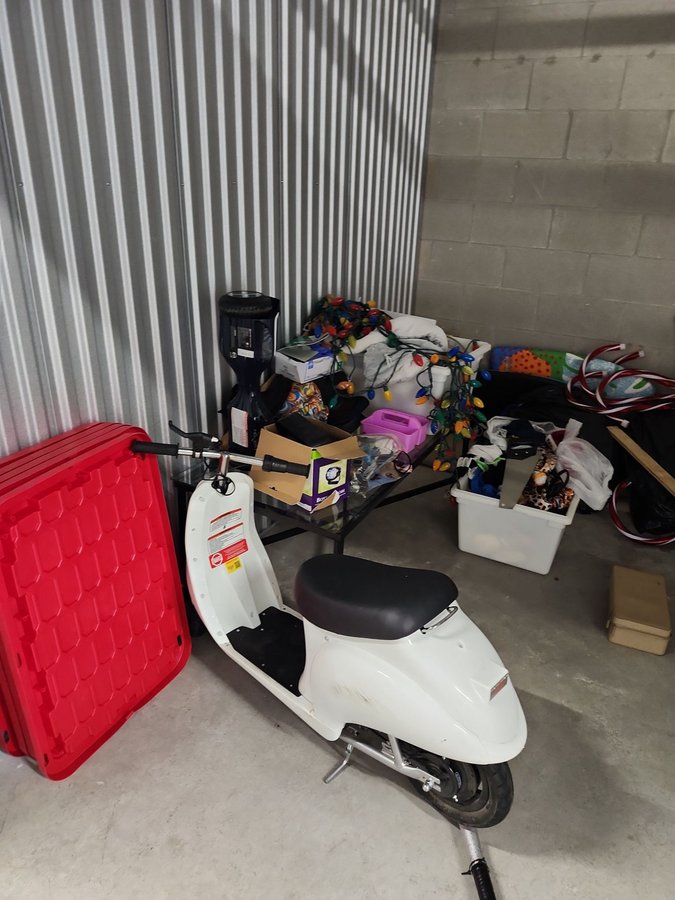 10 x 10 storage unit in Austin, TX
