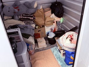 5 x 5 storage unit in Olathe, KS