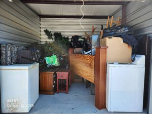 10 x 10 storage unit in Florence, SC