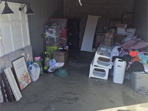 10 x 20 storage unit in Fresno, CA