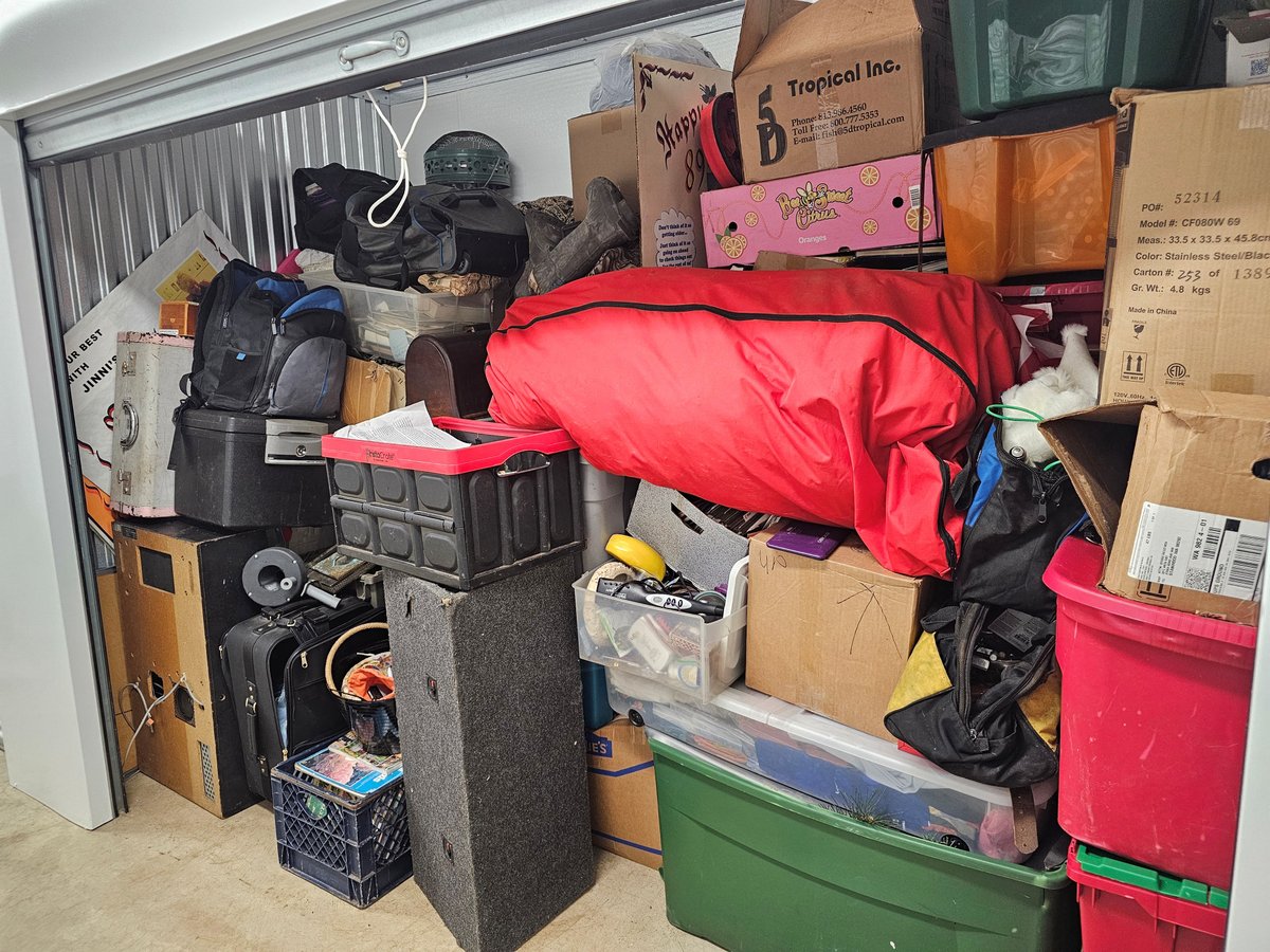 10 x 5 storage unit in Stanwood, WA