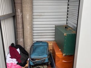 5 x 5 storage unit in Ventura, CA