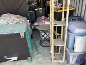 10 x 20 storage unit in St Louis, MO