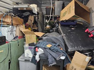 10 x 20 storage unit in Vista, CA