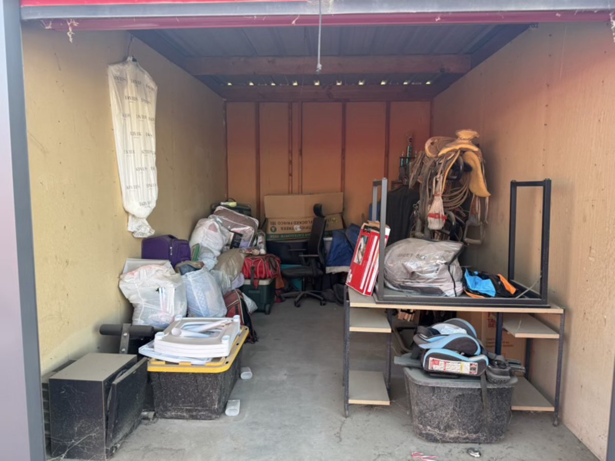 10 x 15 storage unit in Chowchilla, CA