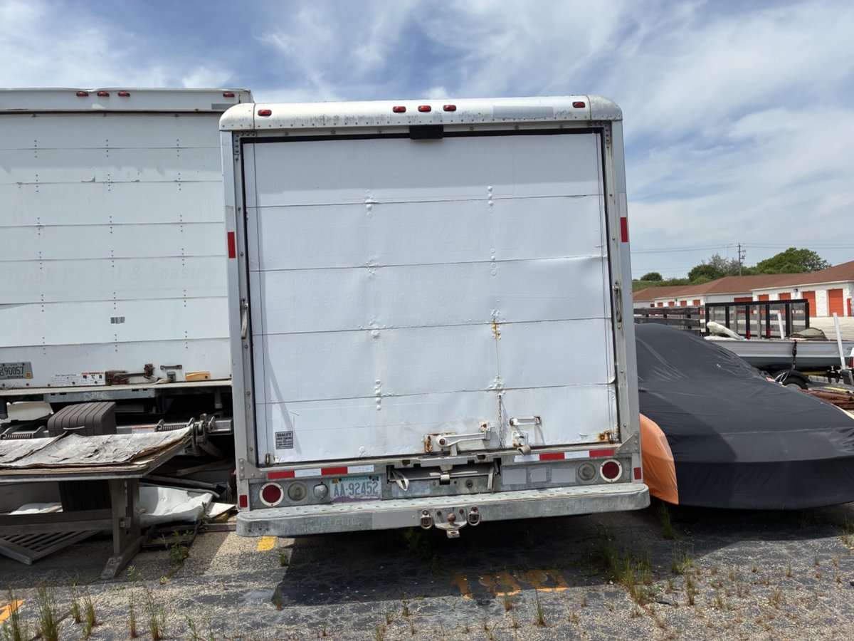 10 x 17 storage unit in Milwaukee, WI