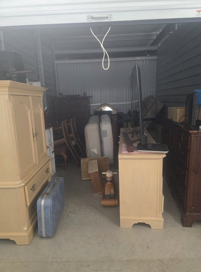 10 x 15 storage unit in Thomasville, NC