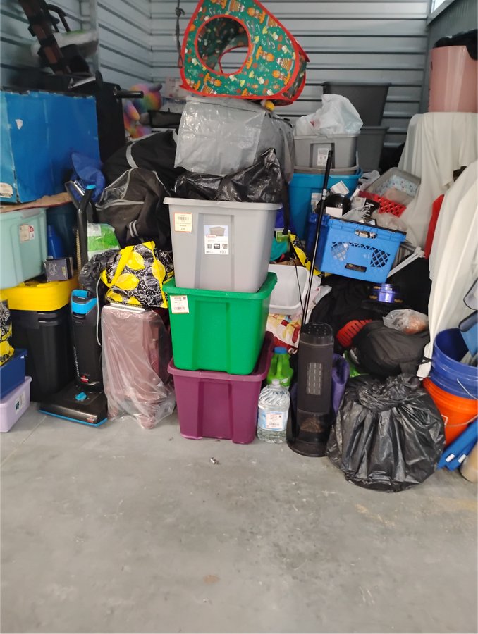10 x 14 storage unit in Portsmouth, VA