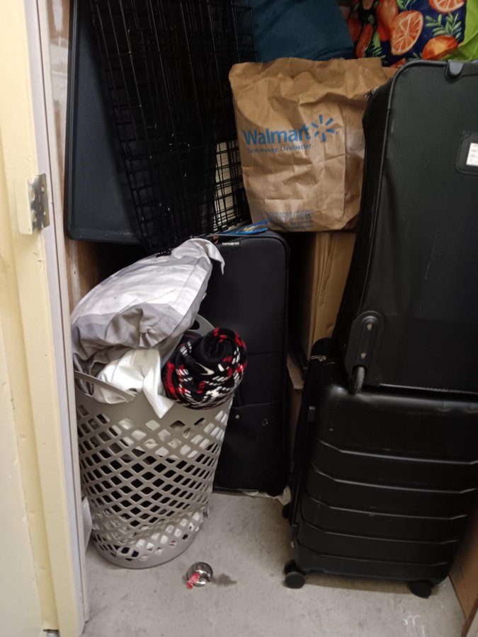 4 x 6 storage unit in San Diego, CA