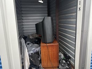 5 x 10 storage unit in Bowling Green, KY