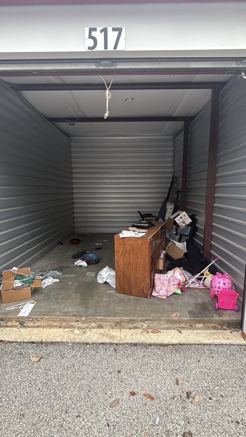 10 x 15 storage unit in Bowling Green, KY