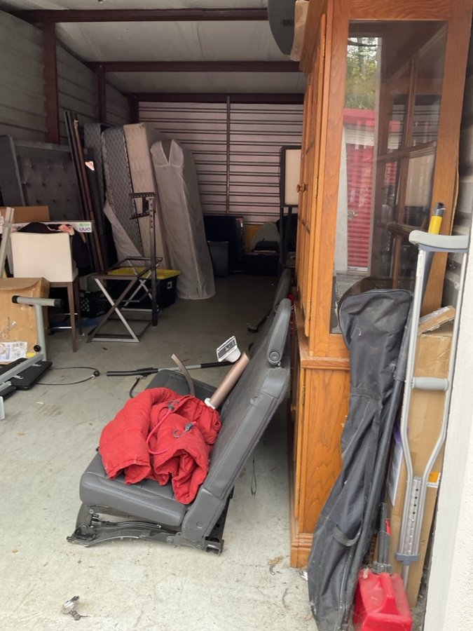 10 x 25 storage unit in Indianapolis, IN