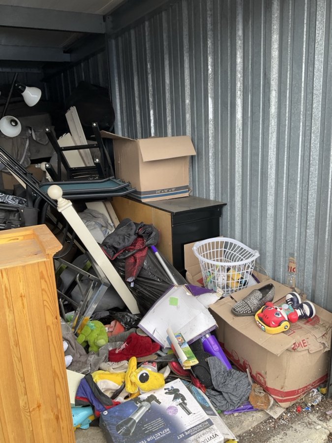 10 x 20 storage unit in Avon, IN